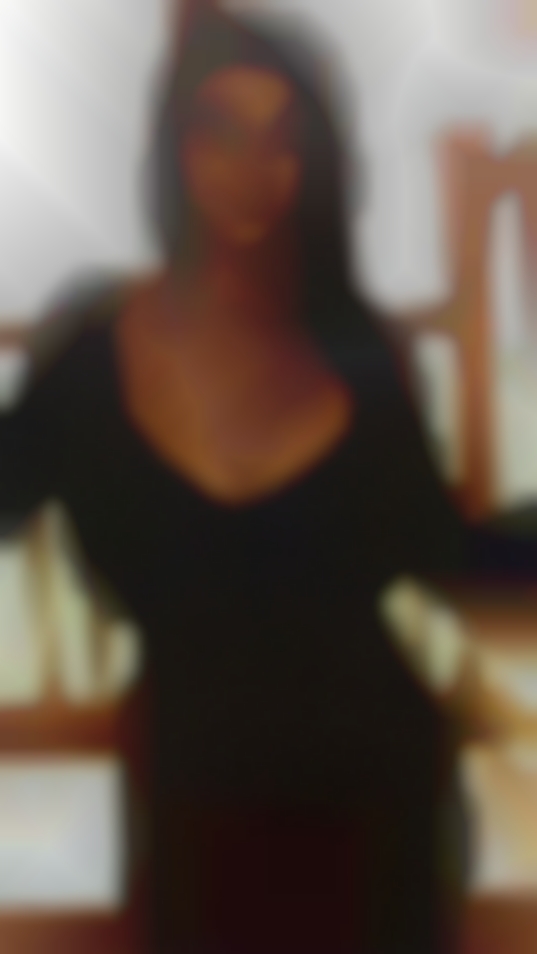 Im up discreet encounters for the right female.