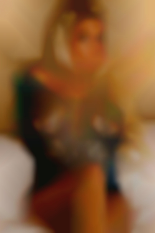 Masturbation squirt large ladys.